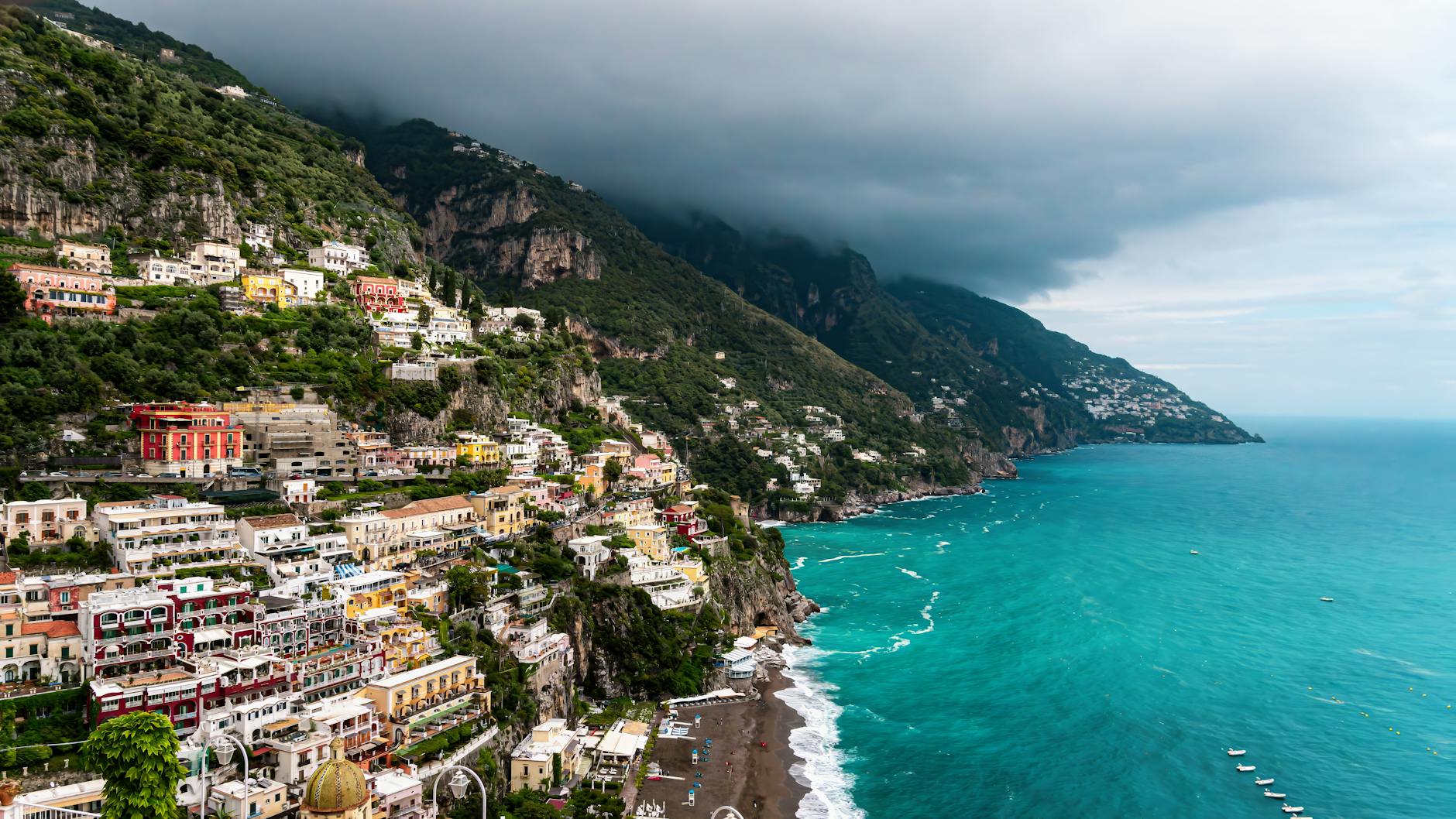 Vista de Positano en la Costa Amalfitana