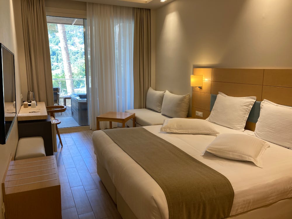 Habitación de hotel de lujo con vistas al mar en Dubrovnik